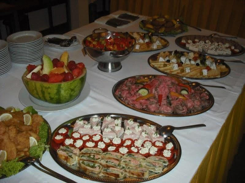 Hotel Epocha 야노프 나트 니소우 외부 사진